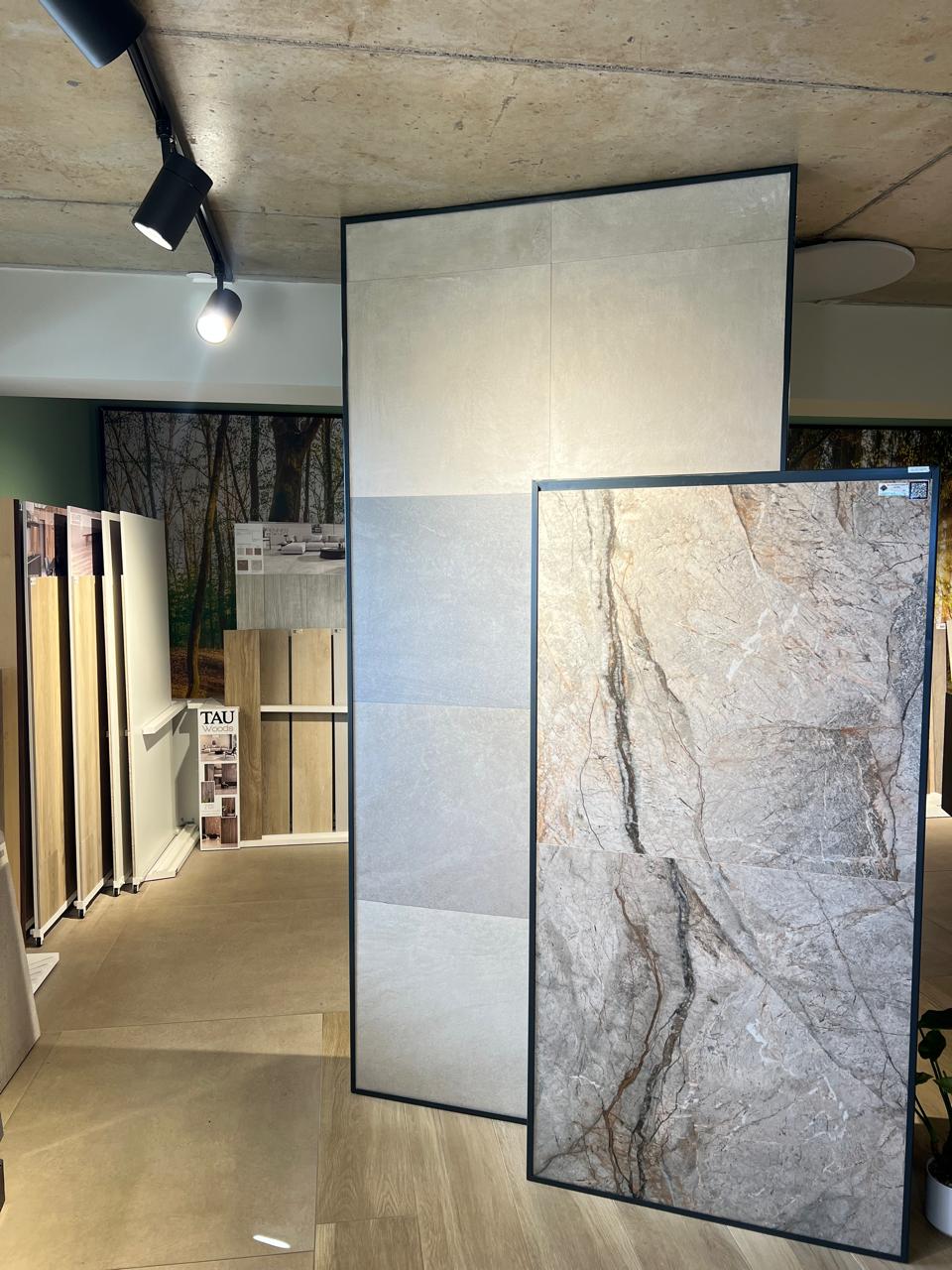 Vue 4 du magasin de carrelage KazDesign à Sainte-Marie